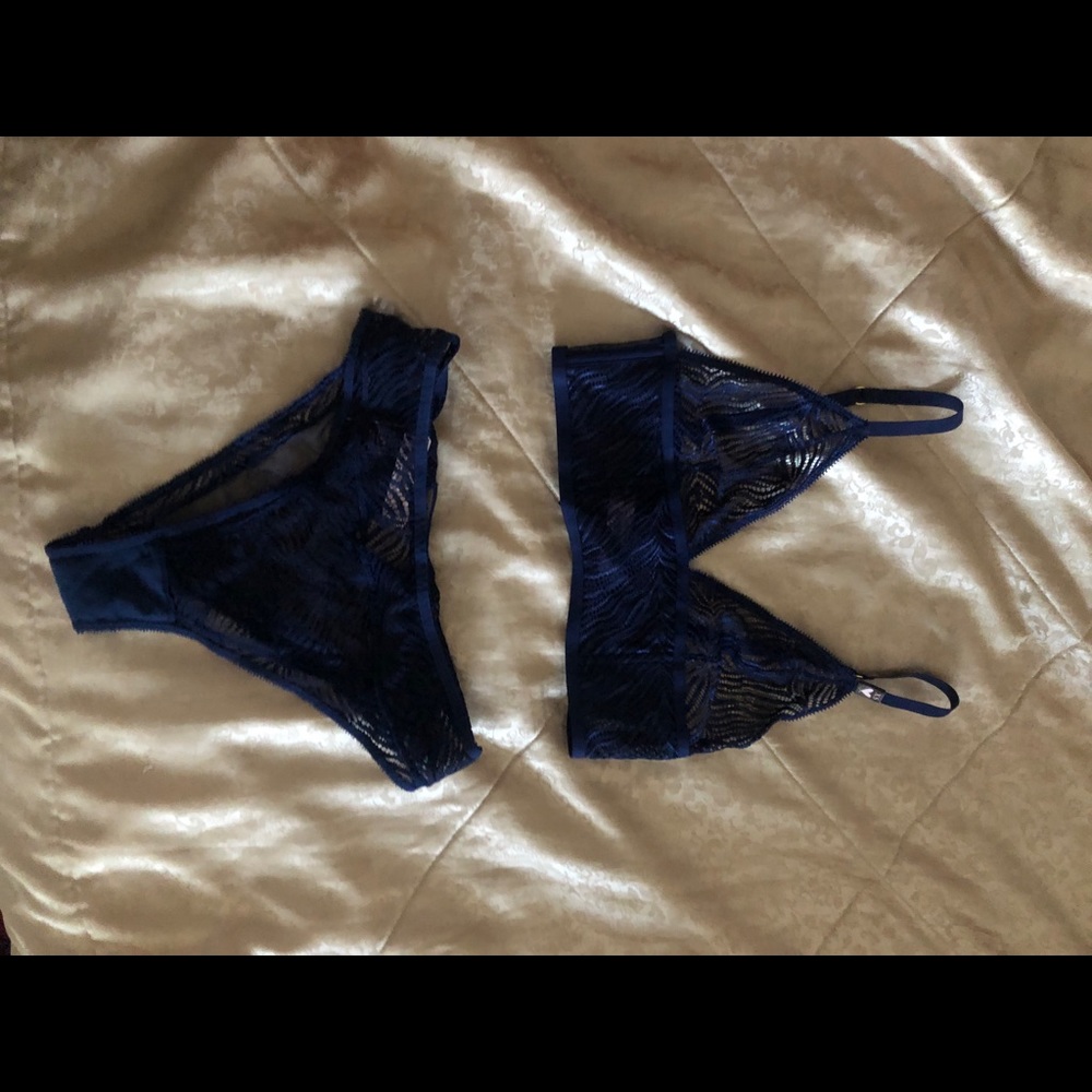VS lingerie set